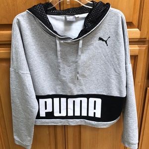 Puma gray hooded sweatshirt, M